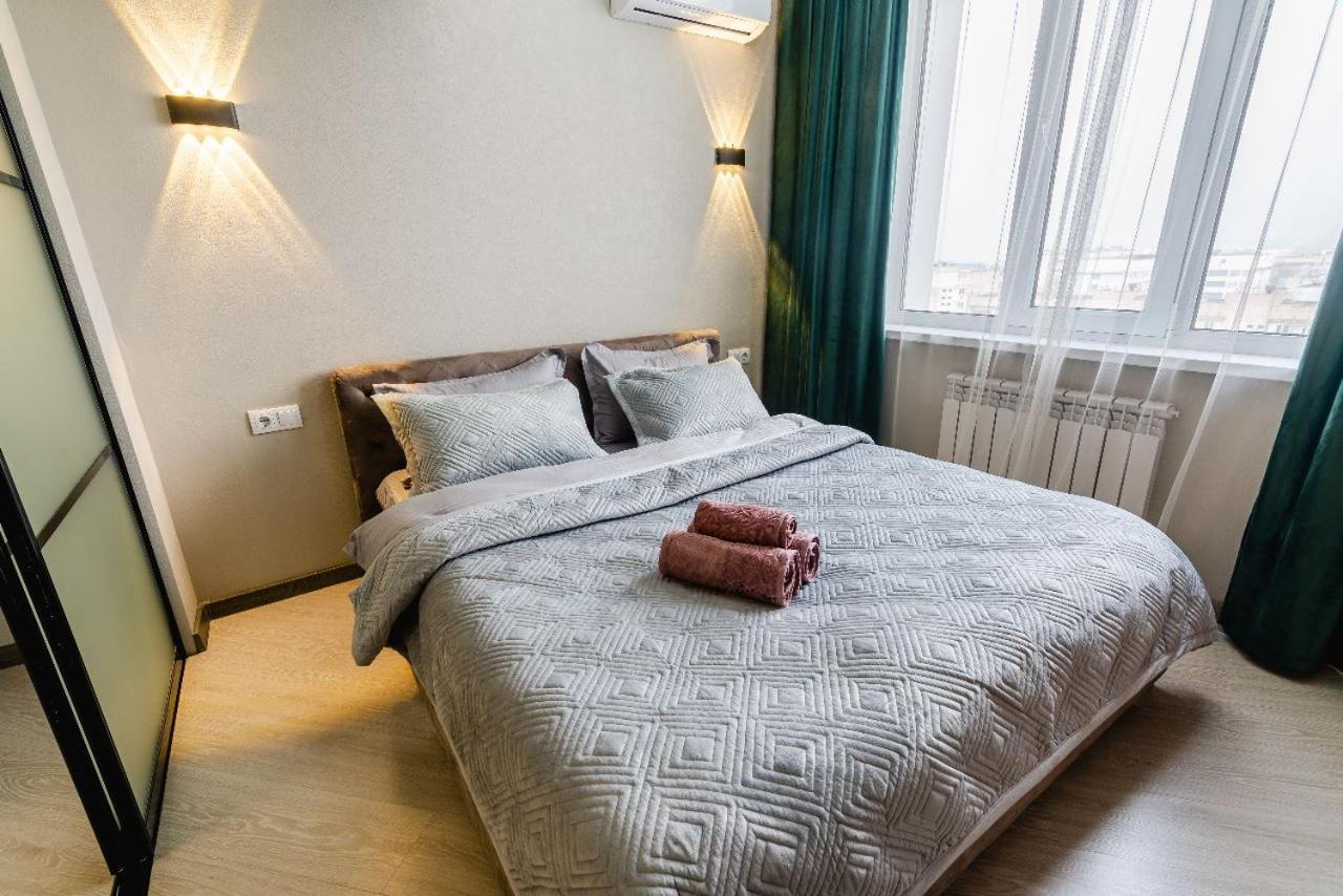 сердце города 1комн жк молодёжный Apartment Almaty